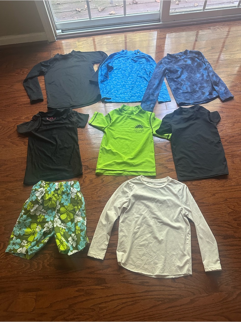 Boys Kids Swim Rash Guard Set — Green, Blue, Black, White Size 5-6